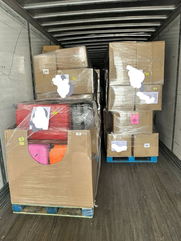 Arrivage massif - camion de 53 pieds de nouveaux produits