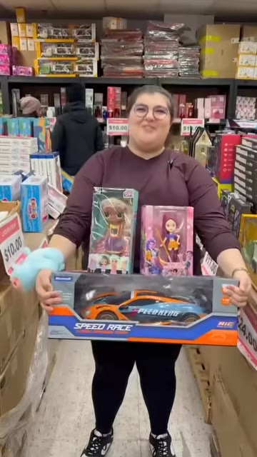 Liquidation de jouets avant Noël